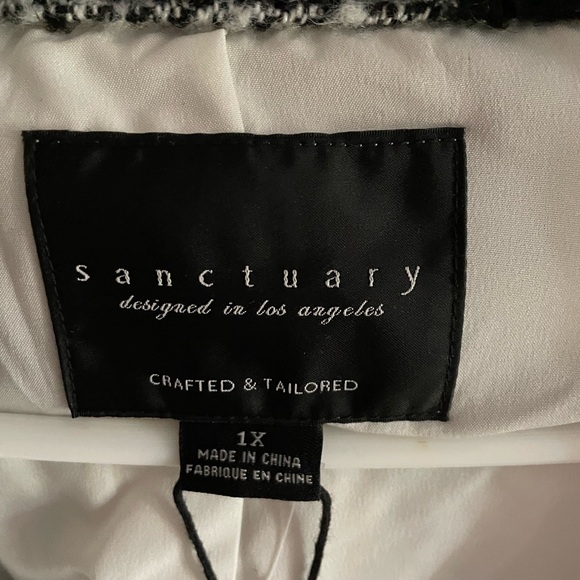 Ladies Shacket - Picture 3 of 4